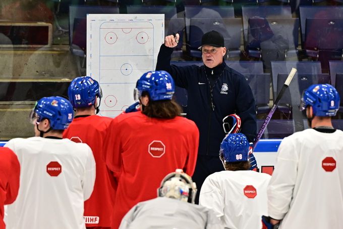 Rulík k nominaci: Proč nejede Flynn, Červenka nebo Král z Komety? Nadšený je z Dobeše Rulík k nominaci: Proč nejede Flynn, Červenka nebo Král z Komety? Nadšený je z Dobeše