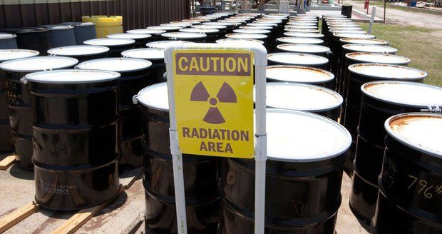 Barely s radioaktivním uranem