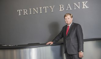 Lapčíkova firma zvyšuje kapitál o půl miliardy. Za peníze chce koupit akcie Trinity Bank