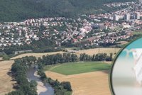 Historické prvenství na periferii Prahy: Radotín „proslavil“ Šemík s Horymírem i papírový unikát!