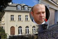 Exekutoři rozhodli: Opuštěná Krejčířova vila jde do dražby! Jenže luxusní dům zatím zchátral…