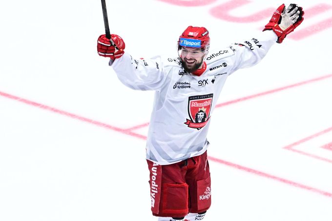 Pardubice - Hradec 3:5. Dynamo na úvod selhalo. Sparta přejela Olomouc, uspěl Litvínov Pardubice - Hradec 3:5. Dynamo na úvod selhalo. Sparta přejela Olomouc, uspěl Litvínov