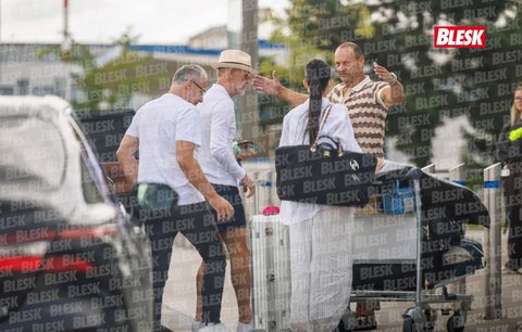 Janoušek v Itálii na svatbě miliardáře Vítka: Jak se dali dohromady? Pomohl mu s rozvodem