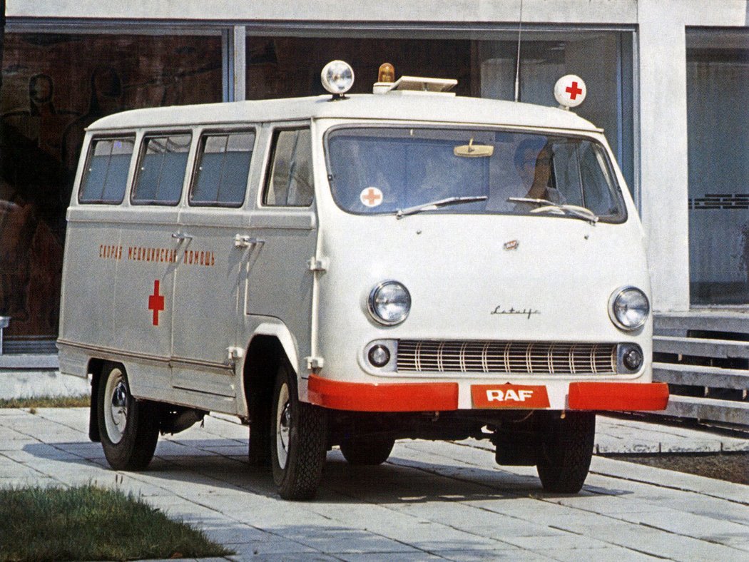 RAF-977IM (1968)