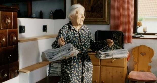 Olga Schmidtová ve filmu Rafťáci