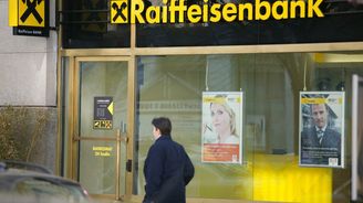 Raiffeisenbank láká na spořicí účet s úrokem 3 procenta, ovšem jen na 6 měsíců
