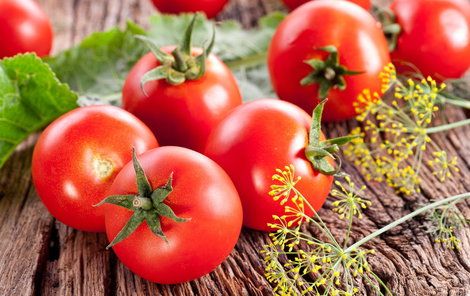 Rajčata jsou zdravá a chutná součást každé správné kuchyně.