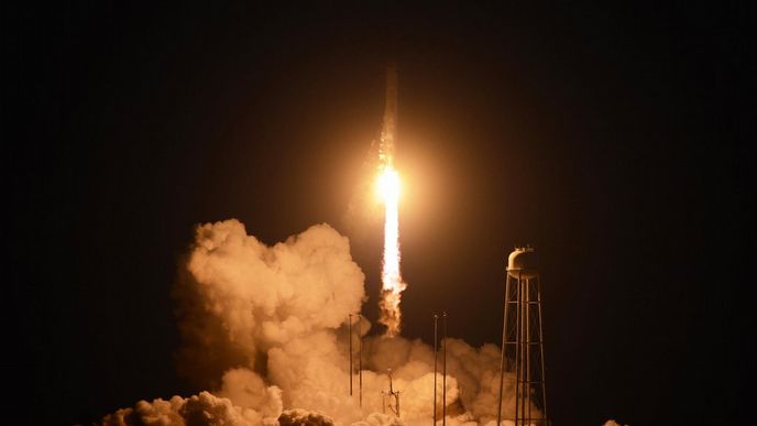 Raketa Antares těsně před explozí