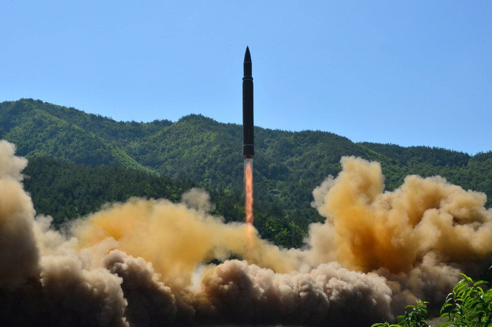 Severní Korea v minulosti provedla řadu raketových testů.
