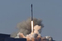 Z Kalifornie odstartovala raketa Falcon 9. Poprvé od zářijové exploze