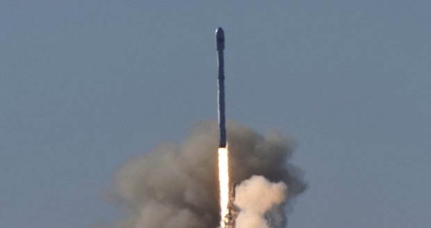 Z Kalifornie odstartovala raketa Falcon 9. Poprvé od zářijové exploze