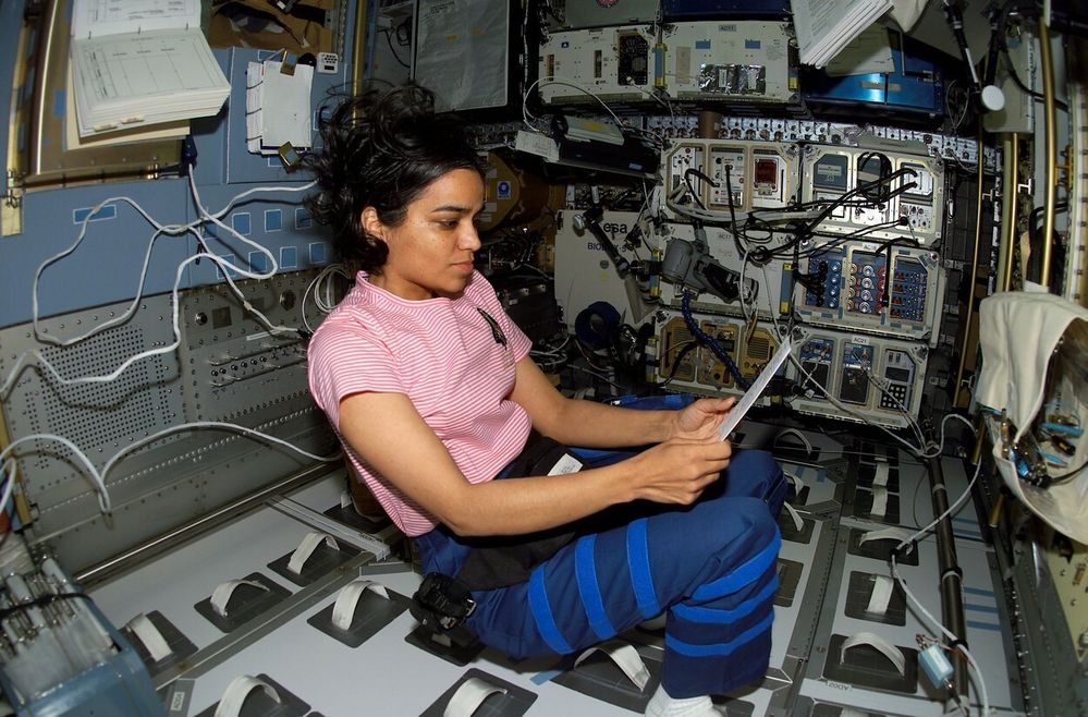 Kalpana Chawla na palubě raketoplánu