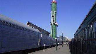 Rusko zahájilo výstavbu raketového vlaku, navazuje na sovětský model