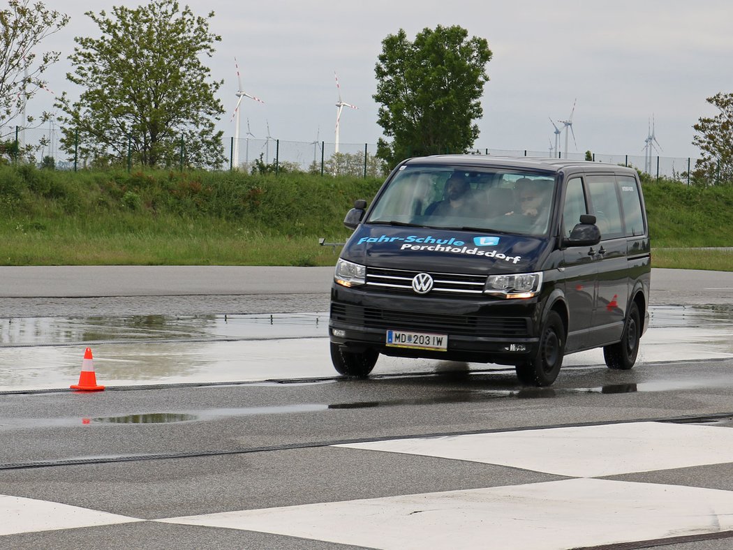 Jak se dělá autoškola v Rakousku