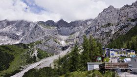Český horolezec podcenil výstup u Dachsteinu.