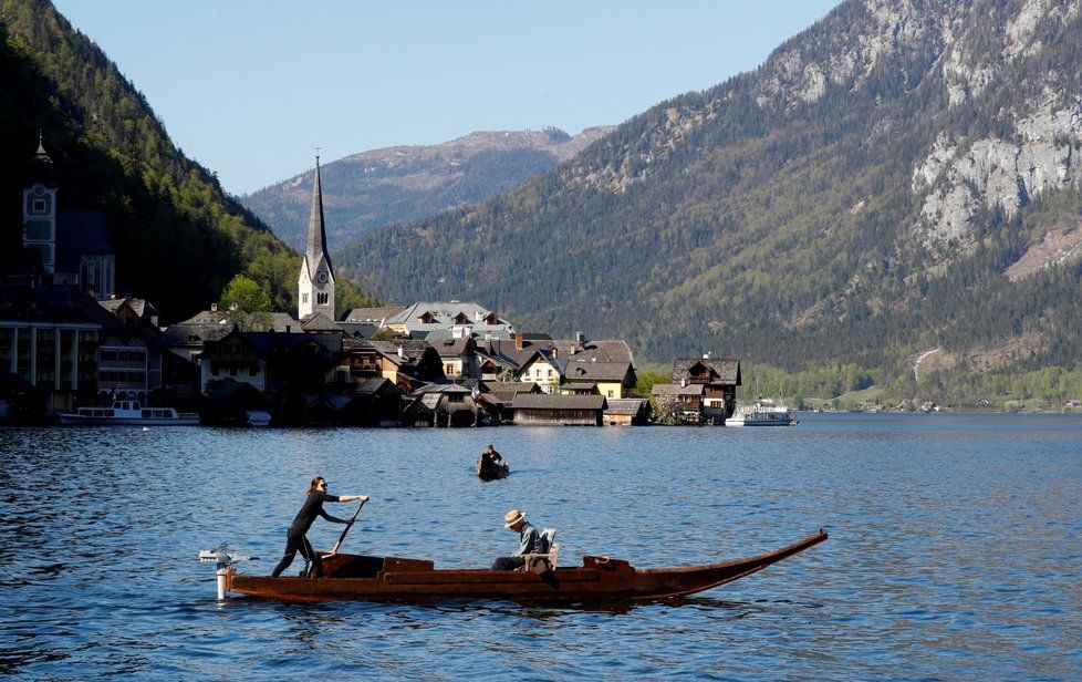 Rakouská vesnička Hallstatt se připravuje na návrat turistů po pandemii koronaviru