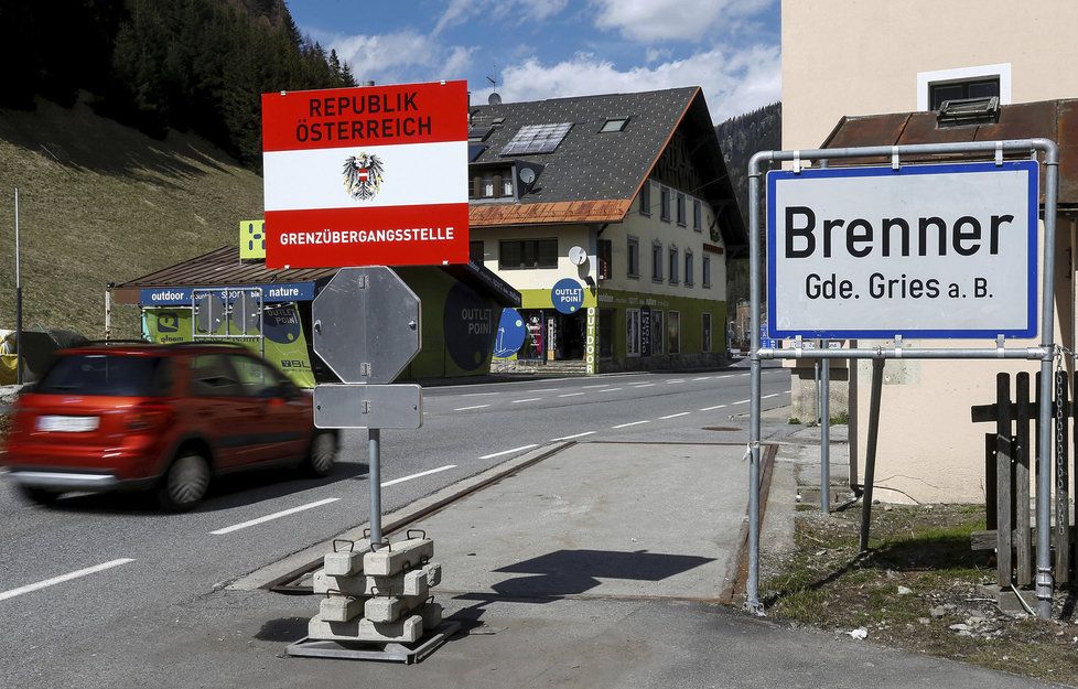 Na rakousko-italské hranici u Brennerského průsmyku byla zavedena nová opatření kvůli migrační krizi.