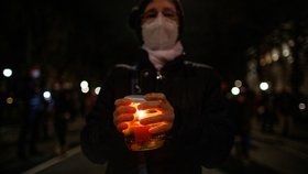 Ve Vídni se konala pieta za oběti koronaviru (19. 12. 2021)