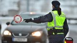 Jarní zavírání hranic je zpět? Rakousko seškrtá přechody s Českem a posílí kontrolu