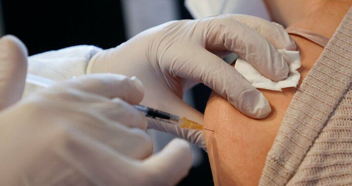 Očkování proti koronaviru v Rakousku (5.2.2022)