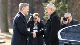 Rakouský prezident Van der Bellen v Praze: S premiérem Petrem Fialou (ODS)