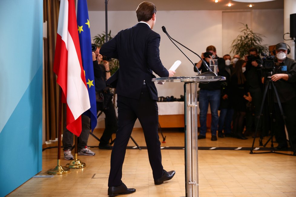 Odcházení bývalého kancléře Sebastiana Kurze: Závěrečná tiskovka před ústupem do ústranní (2.12.2021)
