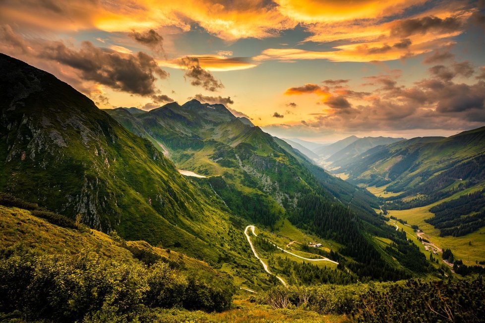 Výhled z průsmyku Sölk Pass směrem k severu