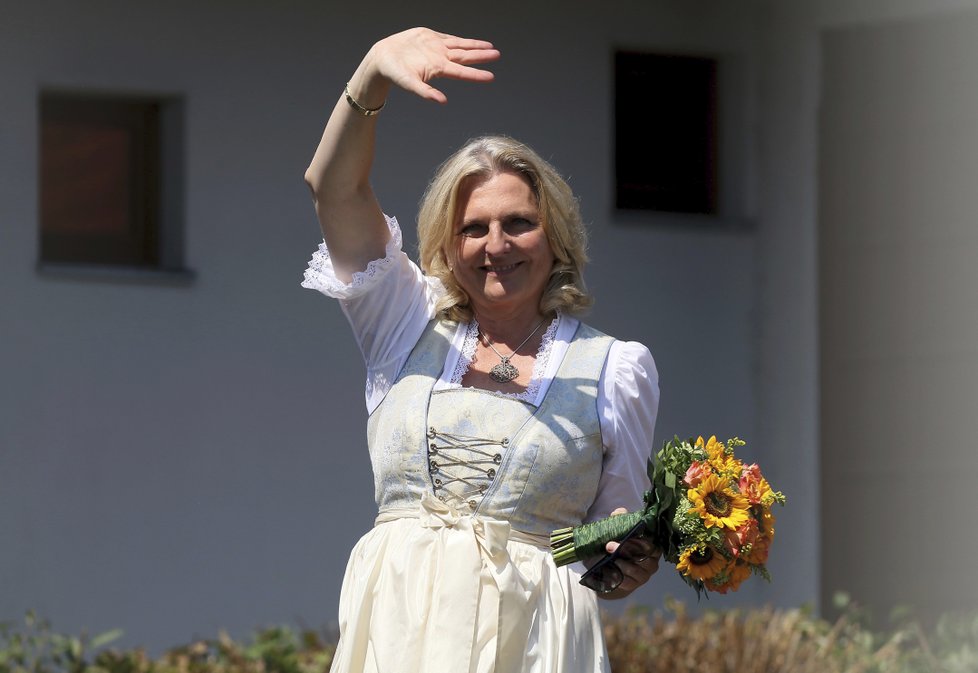 Svatba rakouské ministryně zahraničí Karin Kneisslové