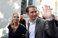 „Krasavec“ Kurz míří zpět do křesla kancléře. Volby v Rakousku ovládli lidovci