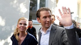 „Zázračné dítě“ Kurz míří zpátky do kancléřského křesla. Volby v Rakousku ovládli lidovci (29. 9. 2019).