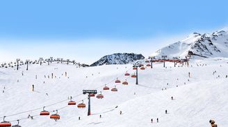 Sváteční lyžovačka v Rakousku. Oslavte státnost projížďkou na trase světového poháru