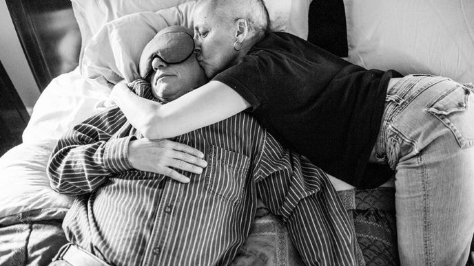 Dojemné snímky páru společně bojujícího s rakovinou