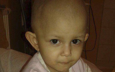 Mirinka musela v nemocnici podstoupit operaci a 16 chemoterapií. 