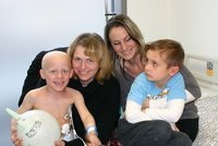 Šance pro děti s rakovinou: Matýsek a Tomášek mají moderní léčbu!