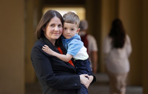 Hana Š. bojovala s rakovinou prsu: Měla jen 14% šance na miminko a… přesto porodila zdravé dítě!