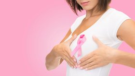 Rakovinou prsu v České republice onemocní každý rok asi 130 žen.
