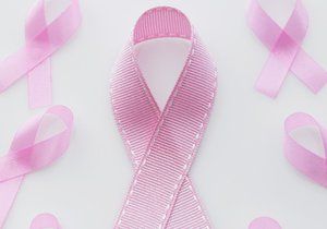 Praha 14 pomáhá svým obyvatelkám v prevenci rakoviny prsu. (Ilustrační foto)