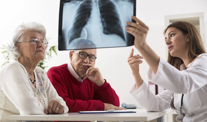 7 příznaků rakoviny plic, které byste neměli podceňovat