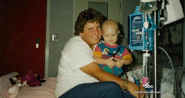 Jako dítě přežila dvakrát rakovinu. Dnes pomáhá na stejném místě ostatním