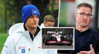 Dusno u Schumacherových: Michaelův bratr kritizuje syna Micka! Dusno u Schumacherových: Michaelův bratr kritizuje syna Micka!