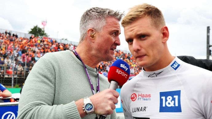 Vzdát se snu o F1 a jít závodit do Ameriky? Tohle by Ralf Schumacher svému synovci nedoporučil.