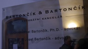 Michael a Josef Bartončíkovi mají společnou advokátní kancelář v Brně