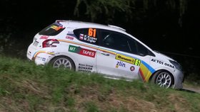 Závodník rally Karel Kupec přišel na dva roky o řidičák.