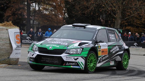 Rallye Český Krumlov po 1. dnu: Vede Kopecký, Pech je v dohledu