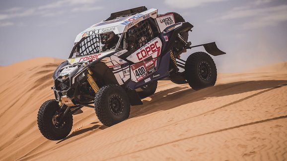 Rallye Dakar 2020 – 7. etapa: Zemřel motocyklista, Češi jedou dál