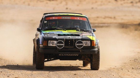 Rallye Dakar Classic: Všichni Češi stále jedou!