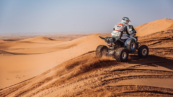 Rallye Dakar, 6. etapa: Michka srazilo auto, Šoltys musel do nemocnice