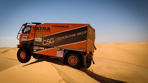 Dakar 2023 a kamiony: Dočkají se Češi konečně výhry?