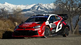 Rallye Monte Carlo - čtvrtek: Vede Solberg. Jezdci nadávali na mlhu, led a sníh Rallye Monte Carlo - čtvrtek: Vede Solberg. Jezdci nadávali na mlhu, led a sníh