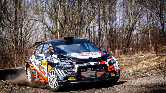 Kowax Valašská Rally ValMez po 1. etapě: Vede Gryjazin, Pech odstoupil